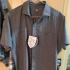 Men’s Kuhl button down